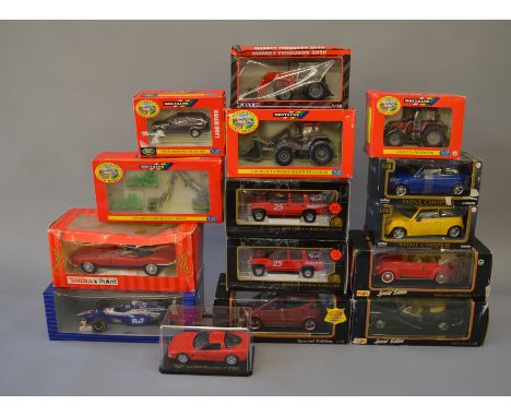 15 assorted boxed diecast models including Britains, Maisto etc, varying scales and conditions.