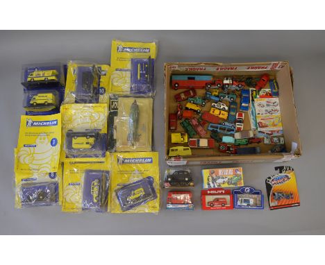 Approx 40 assorted playworn diecast models together with some vintage catalogues and magazine issue diecast.