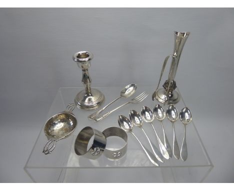 Miscellaneous Silver, including six coffee spoons Birmingham hallmark, mm WHH, dated 1930 together with matching sugar nips, 