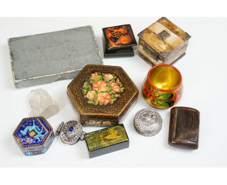 A collection of miniature boxes to include snuff, jewellery and trinket boxes, include three 925 sterling silver examples one