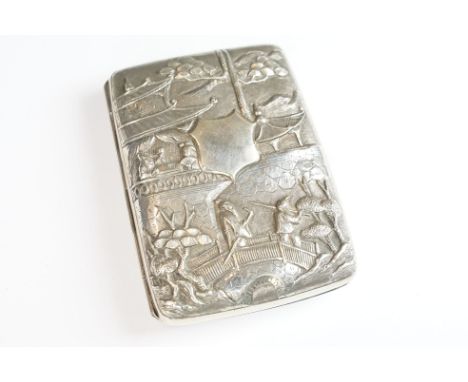 Silver - Circa 1900 Chinese export silver cigarette case, with marks for Luen Wo of Shanghai, the chased decoration on the fr