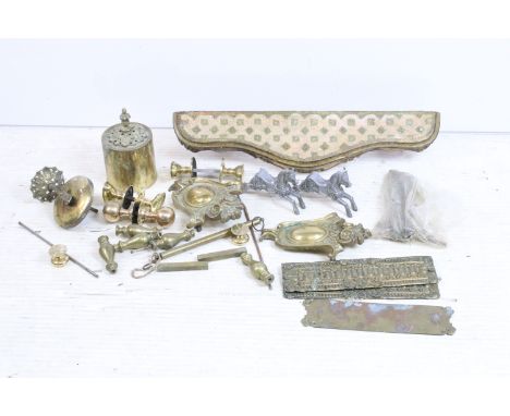 Selection of brass items to include door knobs, scrolled furniture pediments, Salter hanging weighing scales, door finger pla