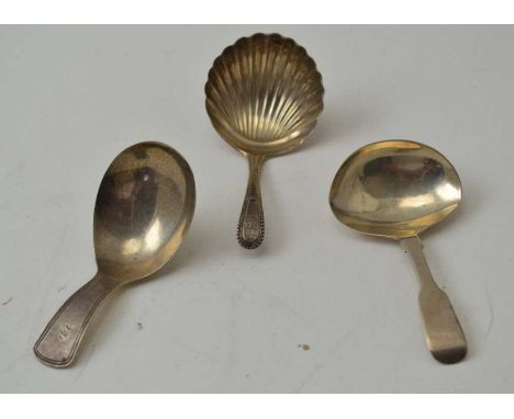 Three Georgian silver caddy spoons, combined weight 31g