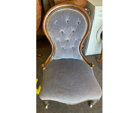 Victorian ladies spoon back chair 
