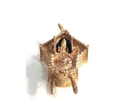 9ct gold cuckoo clock pendant / charm weight 5.2g 