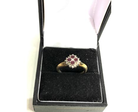 9ct gold diamond ruby cluster ring  weight 2.4g 