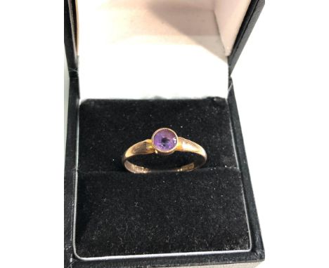 9ct gold antique amethyst  ring weight 1.3g 