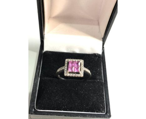 18ct white gold pink sapphire &amp; diamond halo ring weight 4.5g 