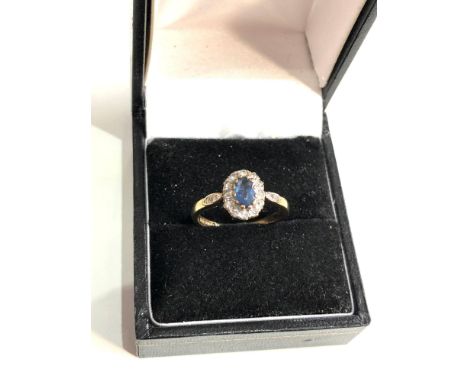 9ct gold diamond  halo ring weight 2.2g 