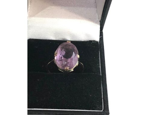 9ct gold amethyst ring weight 3.4g 