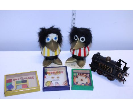 A selection of assorted vintage items including a Hornby locomotive and three R J puzzles 