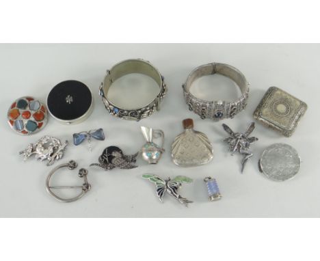 ASSORTED JEWELLERY to include white metal stone set bangles, coin set bar brooch, specimen Celtic design bar brooch, bird and