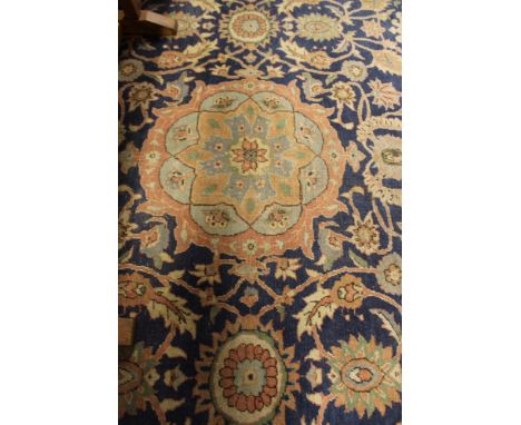 AN ANTIQUE SULTANABAD CARPET. 321 X 307 CMS