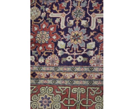 AN ORIENTAL SMALL CARPET OF CAUCASIAN DESIGN. 285 X 198 CMS