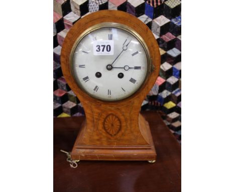 A LATE 19TH.C.SATINWOOD CASED AND INLAID BALLOON FORM MANTLE CLOCK WITH FRENCH STRIKING MOVEMENT