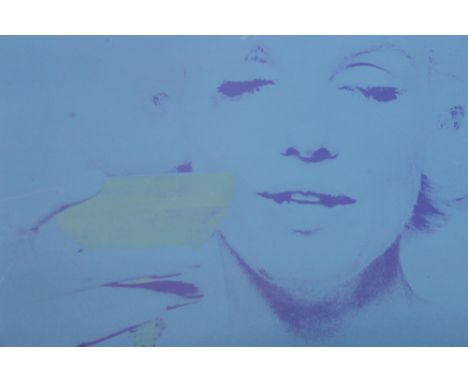 A GOOD VINTAGE SCREEN PRINT DEPICTING MARYLIN MONROE WITH INSCRIPTION VERSO.