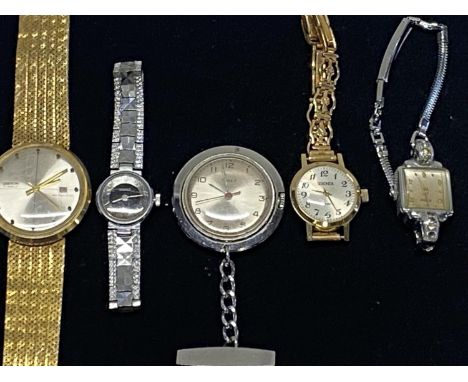 A selection of vintage time pieces including Timex and Sekonda 