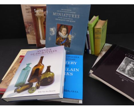 A collection of antique and fine art reference books to include, "Vol 1 Dictionary of British Watercolour Artists up to 1920"