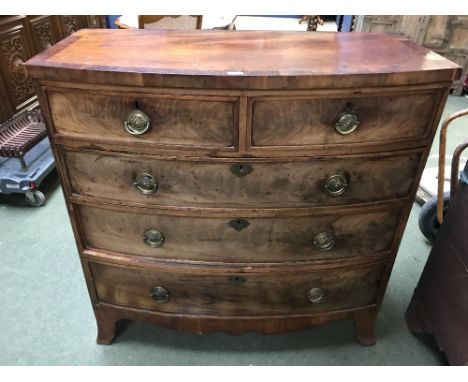 Georgian mahogany bow fronted chest of drawers of 2 short &amp; 3 long drawers 107 x 106 cm 
