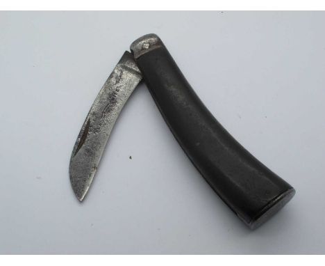 Flat Bottom Pruner, Eye Witness, Sheffield, horn scales, 12cm.