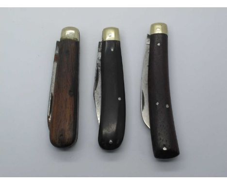 W Saynor, Sheffield, one blade, pruner, wood scales, brass bolster, 9.5cm, Lockwood Brothers, Sheffield, single blade, polish
