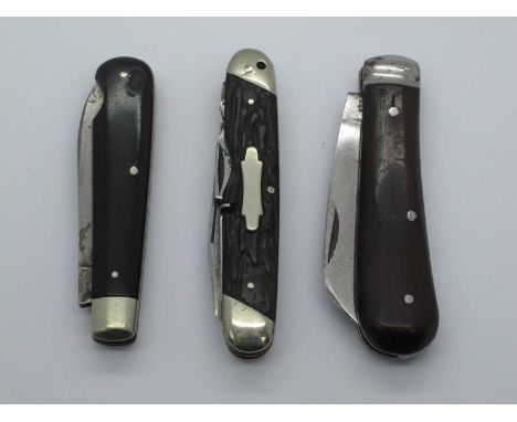 IXL Geroge Wostenholm, Sheffield, one blade, awl, screwdriver, tin opener, stag scales, brass bolsters 9cm, William Rodgers, 