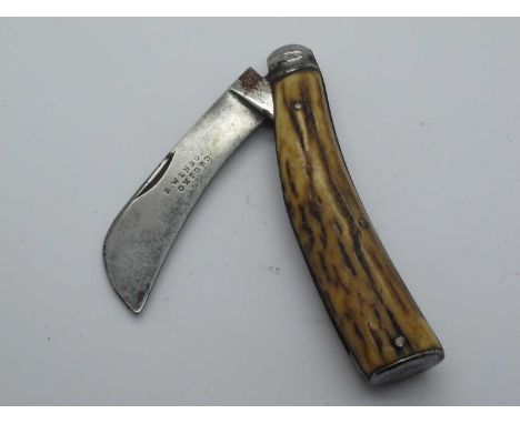 Flat Bottom Pruner, stag scales, R. Wenbor, Oxford, clicks open/close, no wobble, 11cm.