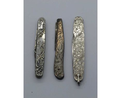 Silver ladies pocket knife, two blades, button hook, nail file, stamped silver scales (no name) 7cm - IXL George Wostenholm, 