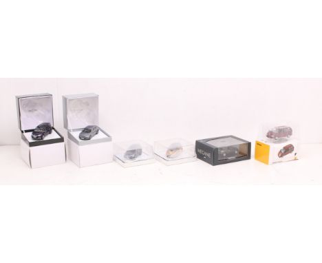 Norev: A collection of six boxed / cased 1:43 Scale Norev Renault vehicles. Two still in original wrapping. Boxes and content