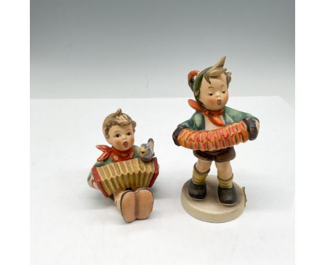 Set includes 2 figures with accordions - (110) Let's Sing and (185) Accordion Boy. Glossy finish over peach, brown and green 