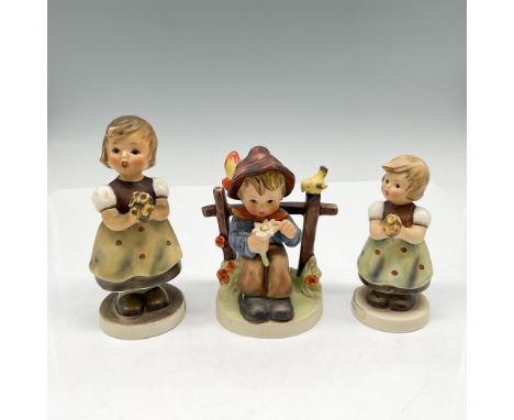 Set includes 3 figures all with flowers - (257) For Mother, (147) She Loves Me and (257) Mini- For Mother. Soft coloration wi