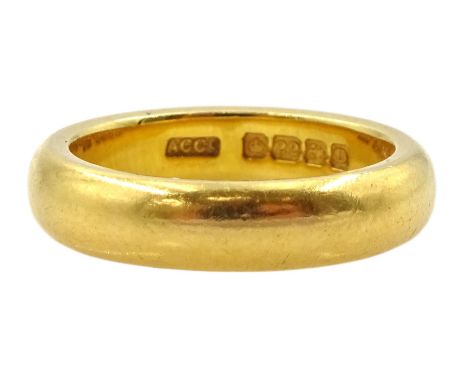 22ct gold wedding band, Birmingham 1928Condition Report:Approx 7.85gm, size J-K, depth = 4.3mm