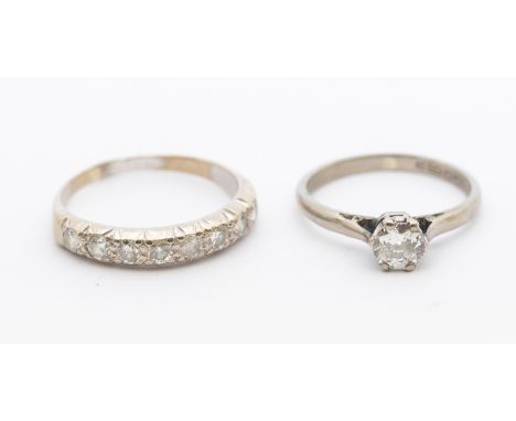 A diamond and 18ct white gold solitaire ring, comprising an old cut diamond approx 0.50ct claw set size M, total gross weight