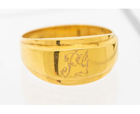 A gents 14ct gold signet ring with engraved initials 'P G', width approx 11mm, size T,  weight approx 8.8gms   Further detail