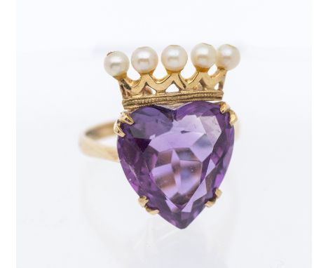 An Amethyst and pearl 9ct gold heart crown ring, comprising a claw set heart cut amethyst, approx 14 x 12mm, crown to the top