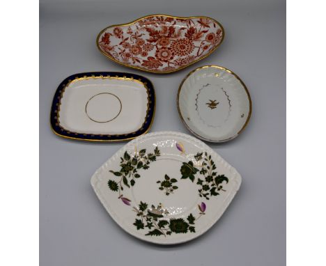 A small collection of 19th century English porcelain tureen stands, mostly Spode, various patterns and shapes. Condition: som