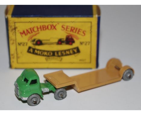 Matchbox Regular Wheels 27a Bedford Articulated Low Loader - green cab with silver trim, light tan Trailer, metal wheels with