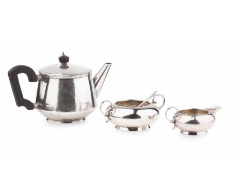 ASSEMBLED THREE PIECE SILVER TEA SERVICE  EARLY TO MID 20TH CENTURY  comprising a teapot with an ebonised handle and finial, 