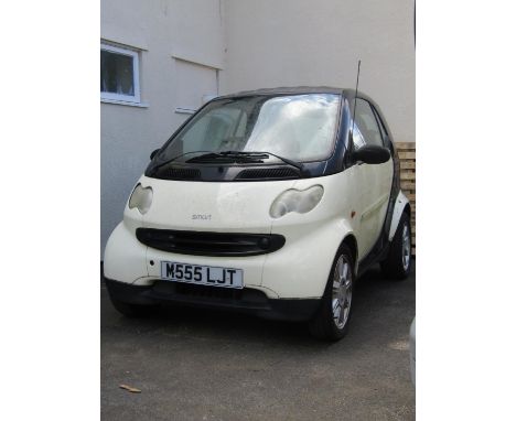 Executors sale - Smart Car model 500, white, manual, no MOT or tax, standing approx 18 months, engine runs, no paperwork foun