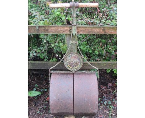 "The Mac" cast iron garden roller (replaced handle) 
