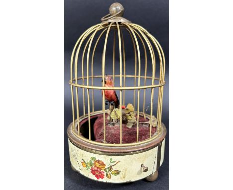 A bird in cage automaton 