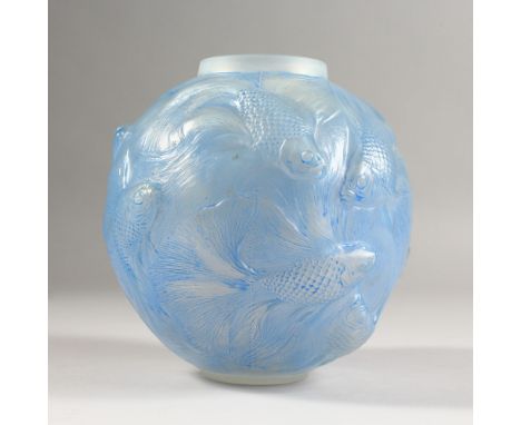 A LALIQUE VASE "FORMOSE" TINTED BLUE. Etched R. LALIQUE, FRANCE. No. 934.  17cms high. Illus. page 425 R. Lalique by Felix Ma