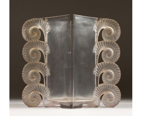 A LALIQUE VASE "AMIENS". Etched R. LALIQUE. No. 1023. 18cms high.  Illus. page 443 R. Lalique by Felix Marcilhac.