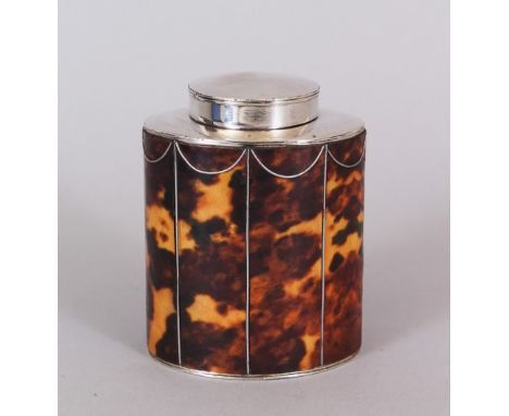 A PLATE AND FAUX TORTOISESHELL TEA CADDY.