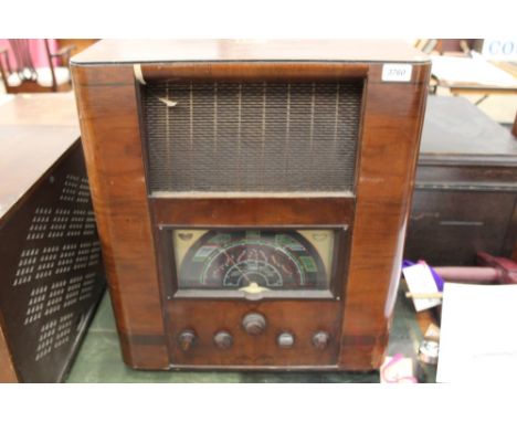 Large Vintage His Master's Voice radio in walnut case - model no. 650