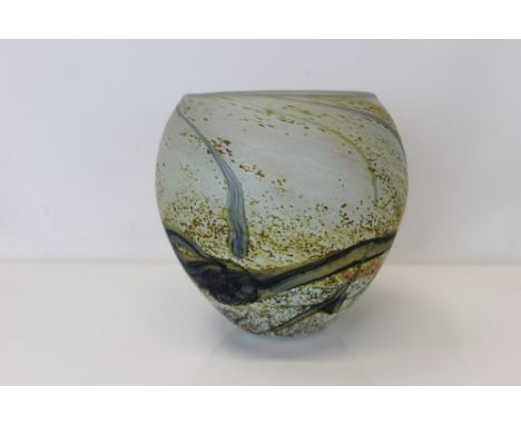 Good quality Peter Layton signed studio art glass vase with mottled and swirled decoration, 18.5cm high CONDITION REPORT Good