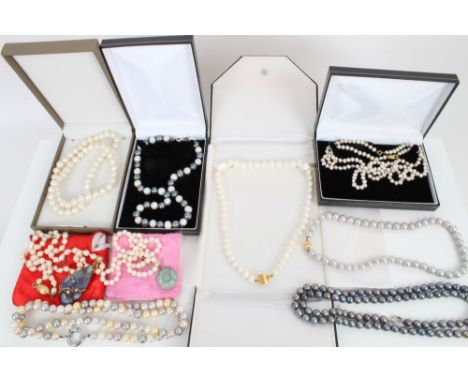 Group cultured pearl necklaces - including some with gold clasps