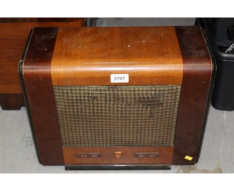 Vintage Ecko radio in walnut case, model A.110