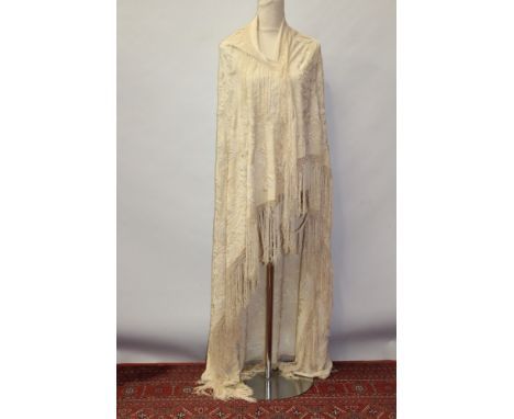Good quality vintage Chinese cream silk shawl with fringing and cream silk thread embroidered large vases of flowers, butterf