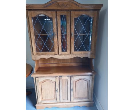 MODERN REPRODUCTION DRESSER WITH LEADED LIGHT CUPBOARDS, 47 X 15 X 79INCH HIGH
